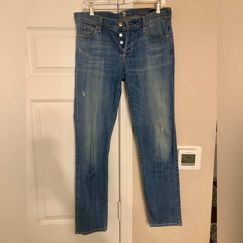 Women’s Size 28 crop relaxed fit jeans